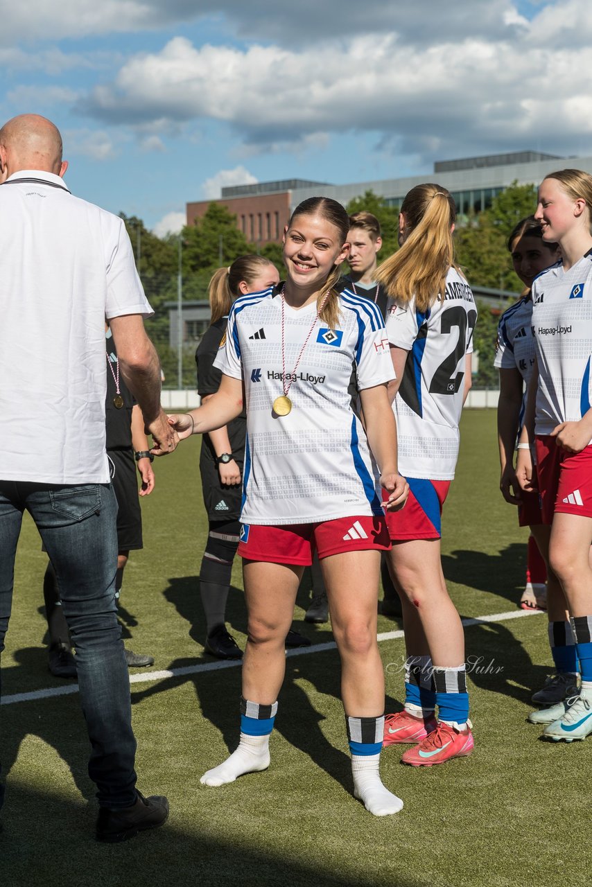 Bild 141 - wBJ Lotto Pokal Finale  Eimsbuetteler TV - Hamburger SV : Ergebnis: 0:3
